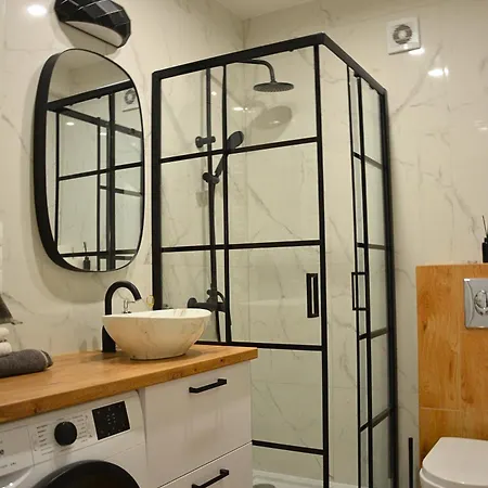 Na Wynajem 32 M2 Апартаменты Бохня