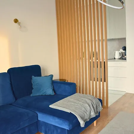 Na Wynajem 32 M2 Апартаменты *