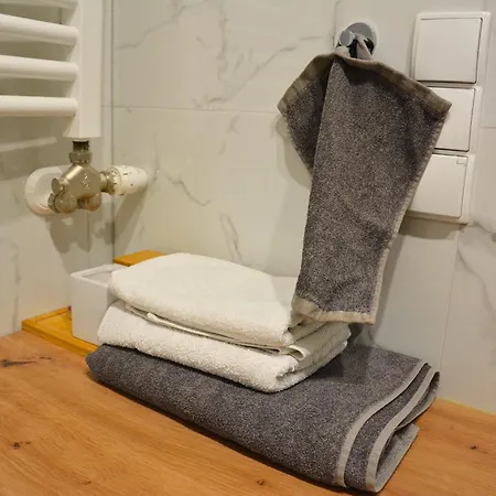 Na Wynajem 32 M2 * Bochnia